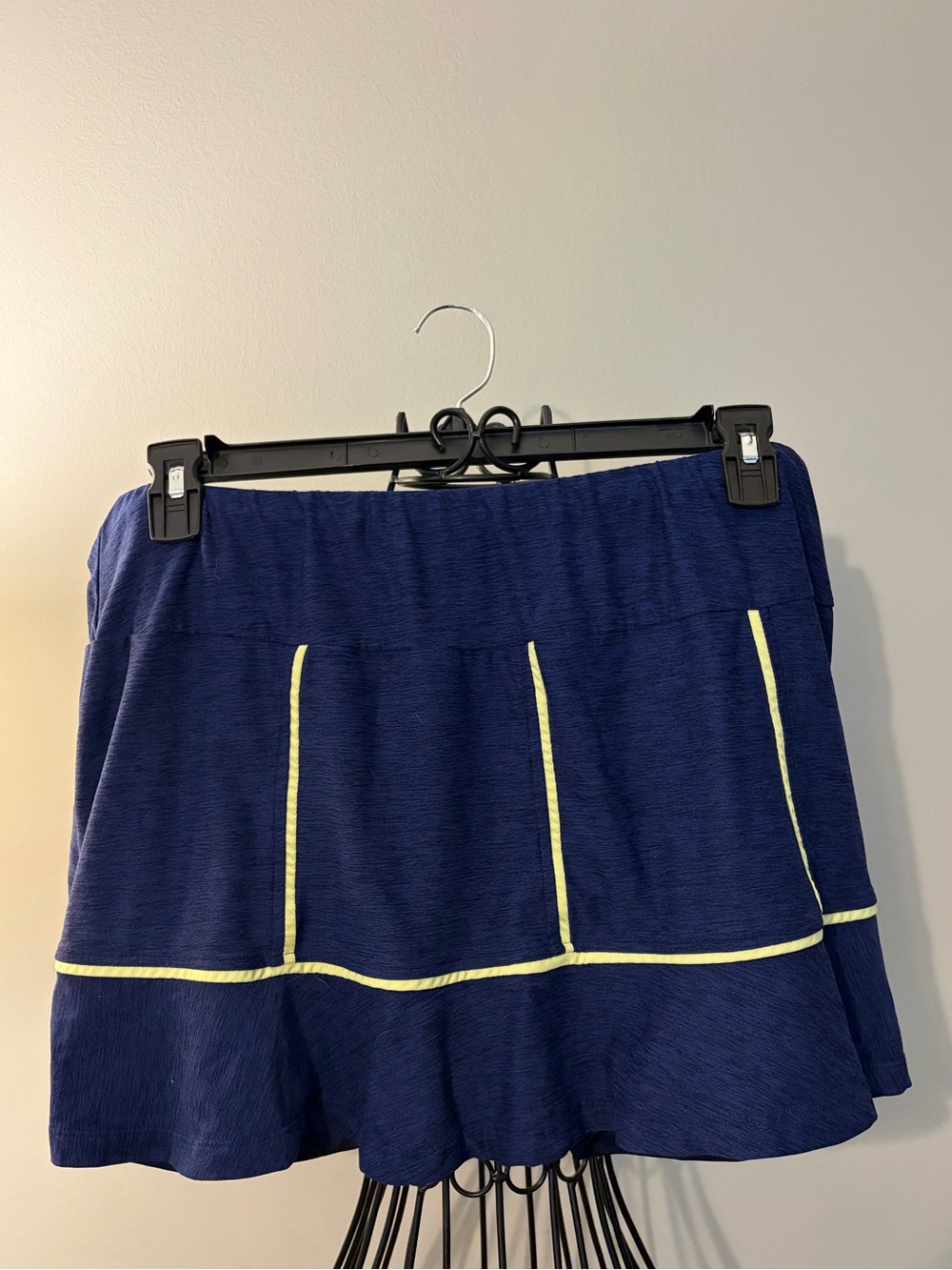 Tail Navy Skort tennis skirt  with Yellow Piping size XXL soft athletic